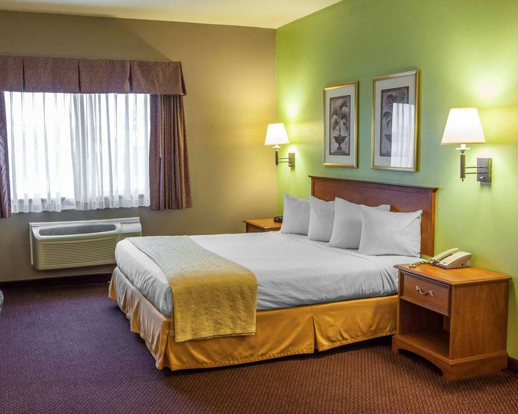 Quality Inn & Suites Hannibal Rom bilde