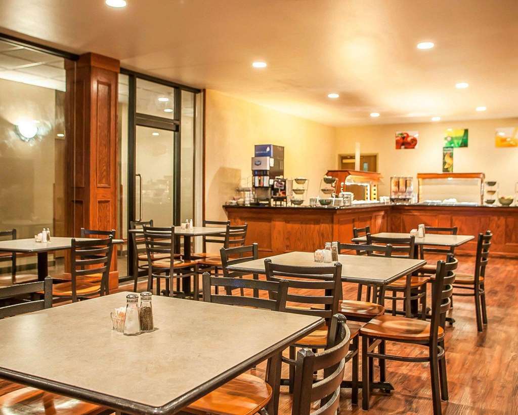 Quality Inn & Suites Hannibal Restaurant bilde